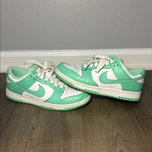 Nike Dunk Low Green Glow